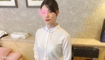[fc2-ppv 1818561]名門大卒の保健室の美人先生。欲望を解放した汗だくセックスでデカクリおマンコに大量中出し＆ねっとり濃厚フェラで黒メガネに大量顔射＆白衣のままびしょ濡れシャワーセックス FC2-PPV-1818561
