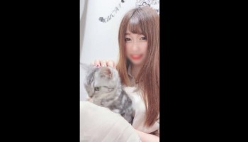 FC2PPV-1442381 おっとり系の訳あり女子大生と猫カフェデートから連続中出し(61分)